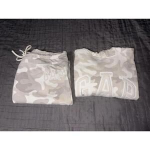 GAP Camo Hoodie & Jogger Pants Set Womens Med